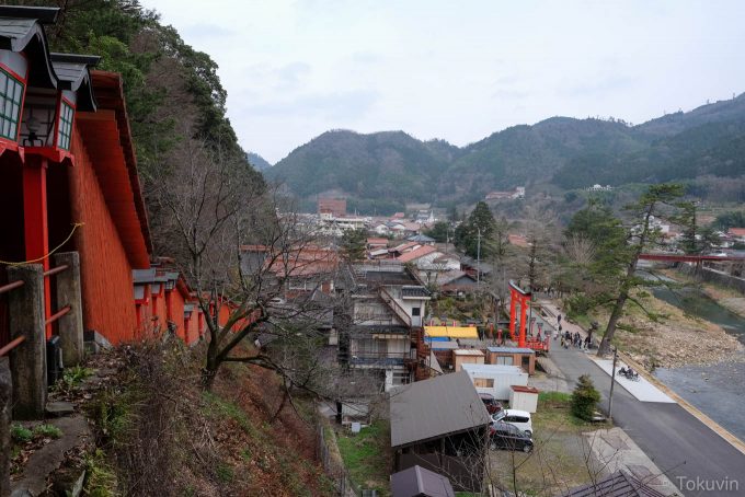 鳥居の途中から望む津和野の街