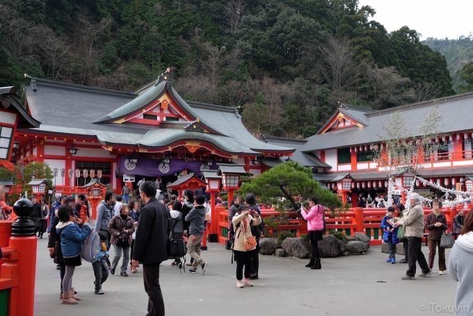 太皷谷稲成神社の拝殿