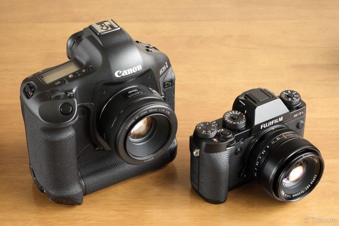 Canon EOS-1Ds MarkIIIとFUJIFILM X-T1の並び