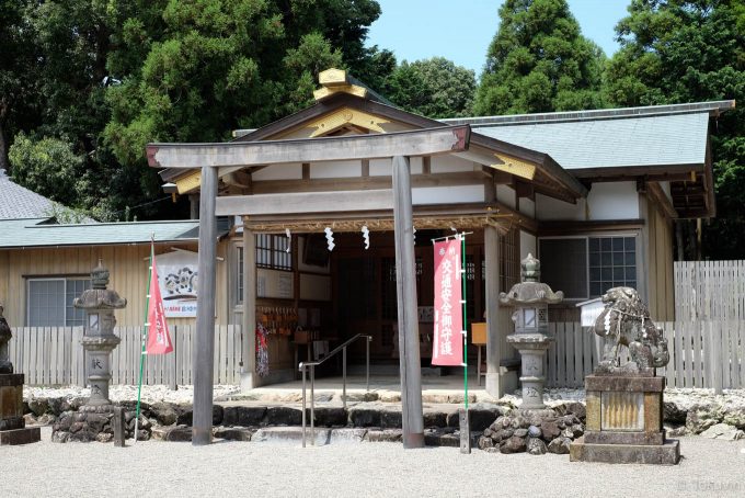 官舎神社の拝殿