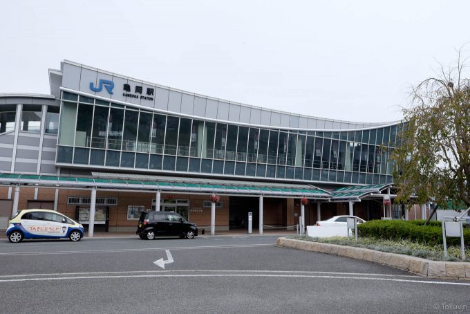 亀岡駅舎