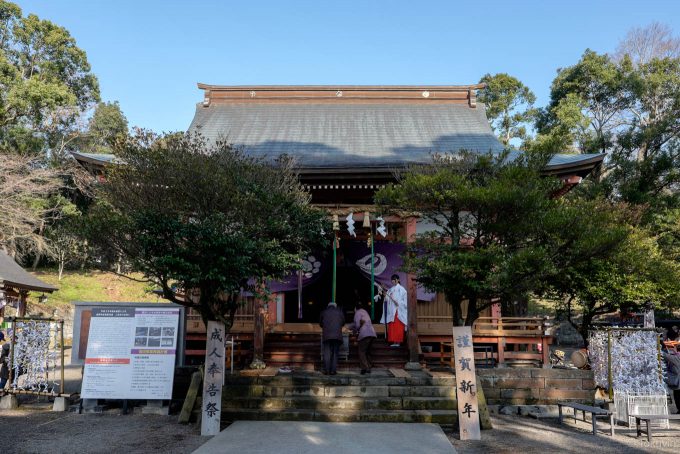 西岡神宮拝殿
