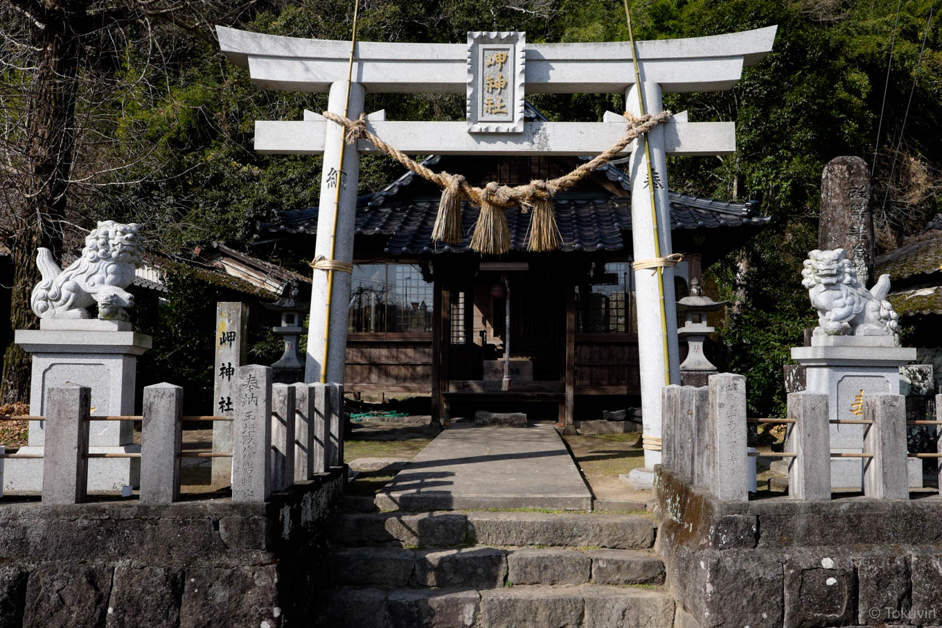 岬神社。