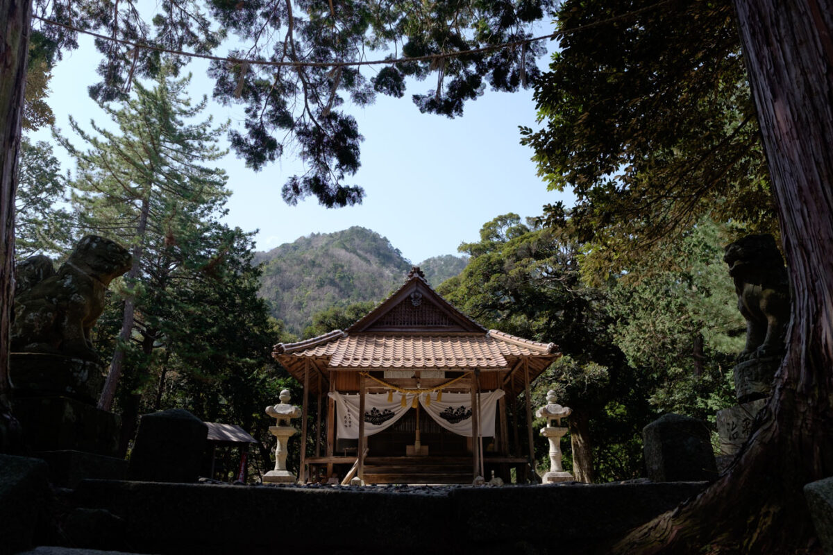 犬山神社拝殿。