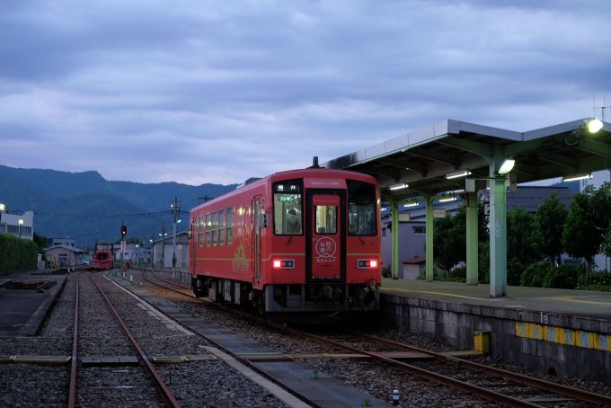 越前大野に到着した734D (FUJIFILM X-T1 + XF35mm F1.4R)