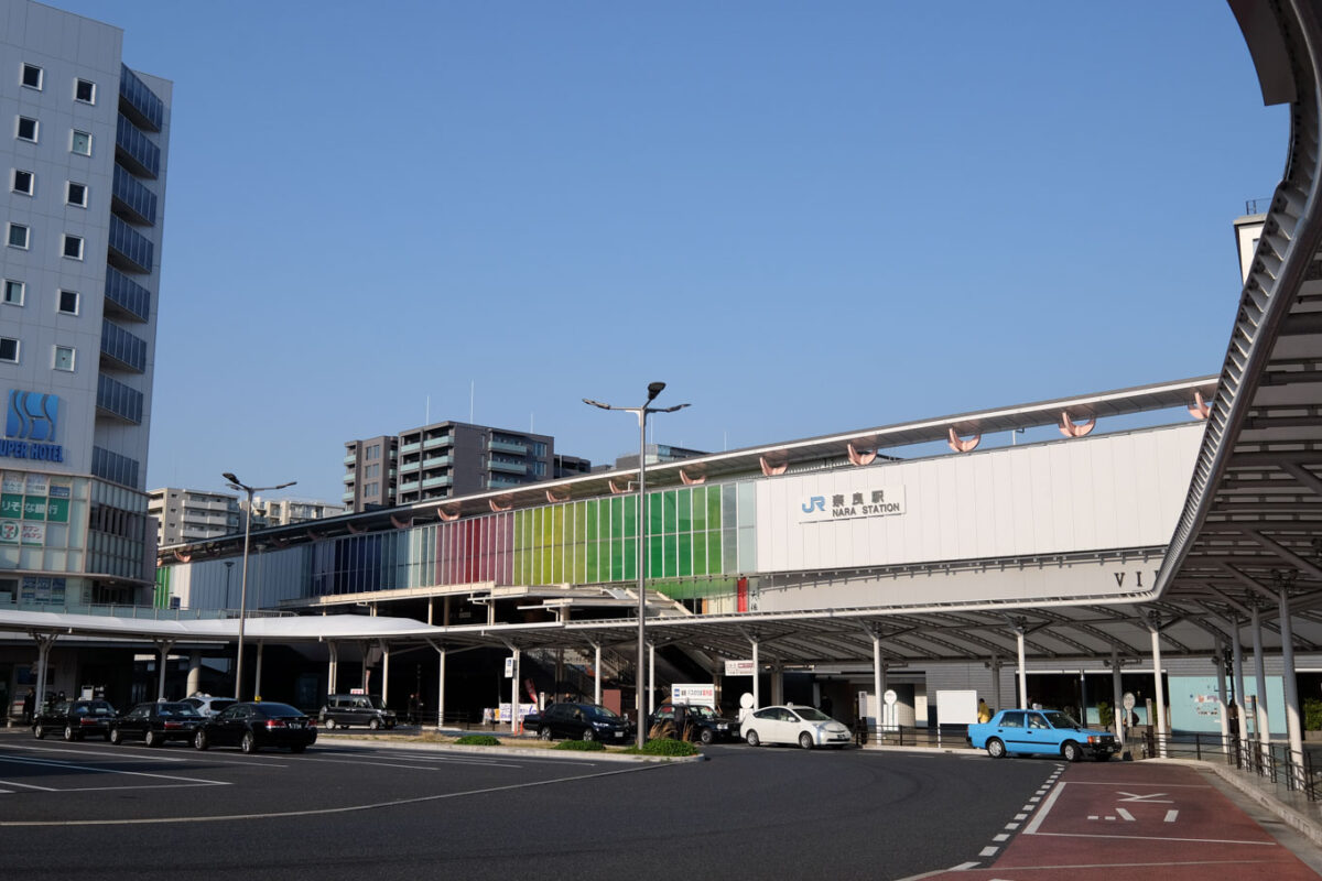 奈良駅舎。