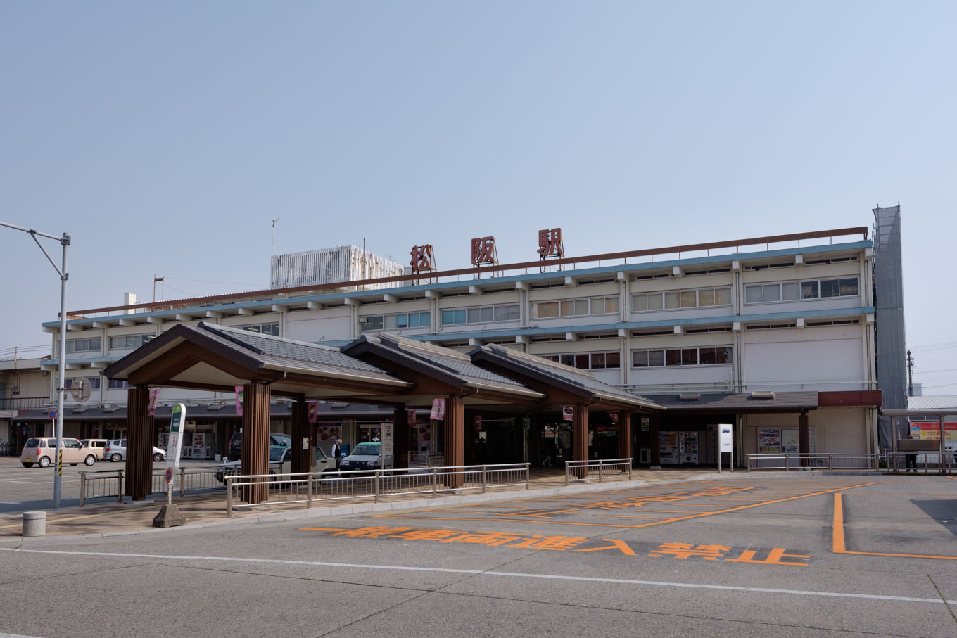 松阪駅舎。
