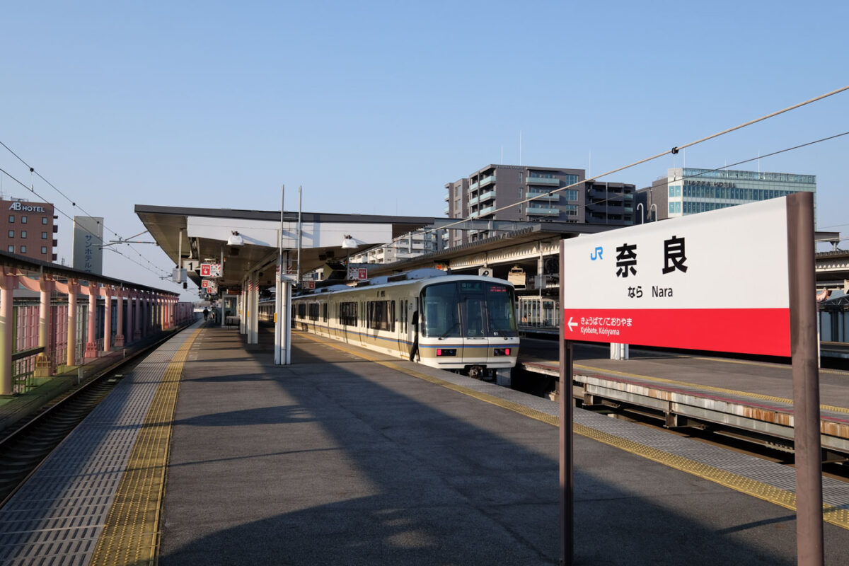 桜井線ホーム。