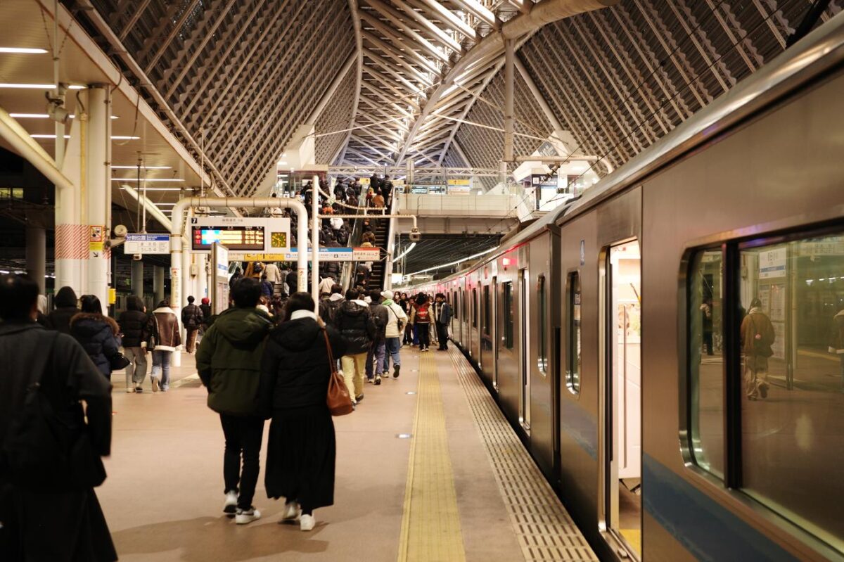 小田原駅ホーム。