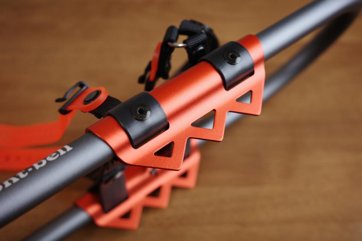 アルミ製の爪。