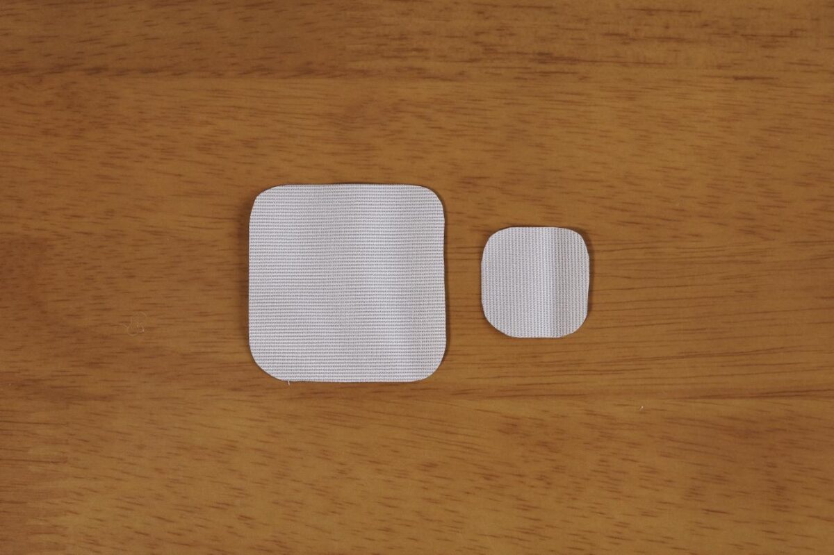 切り出した補修シート。